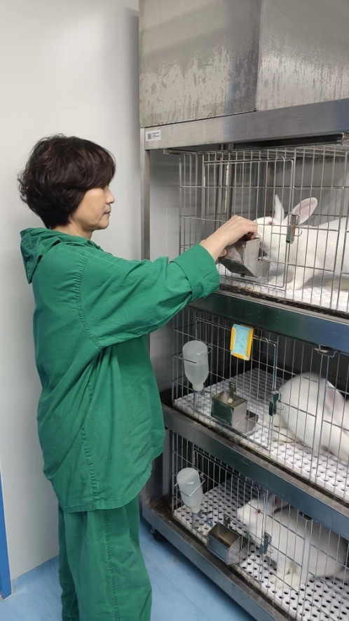南開大學(xué)：疫情期間，留守校園的他們打響“動物保衛(wèi)戰(zhàn)”